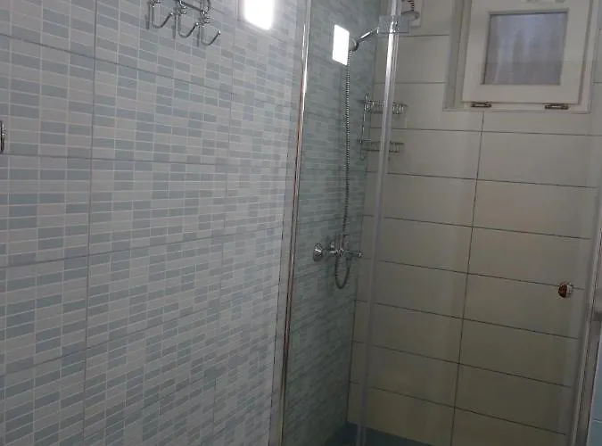 Maxim Haz דירה *